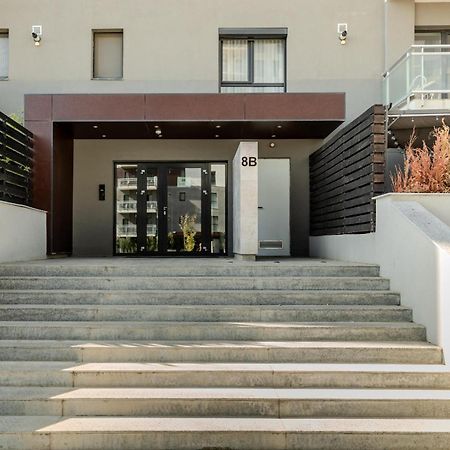 Perfect Stay: Urban Heaven In Aviatiei Business Area Bukarest Kültér fotó